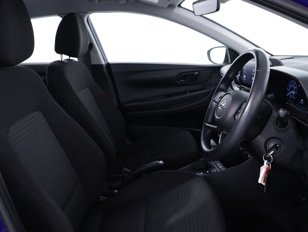 Used Hyundai i20 2022 for sale - 73567879: Photo 32