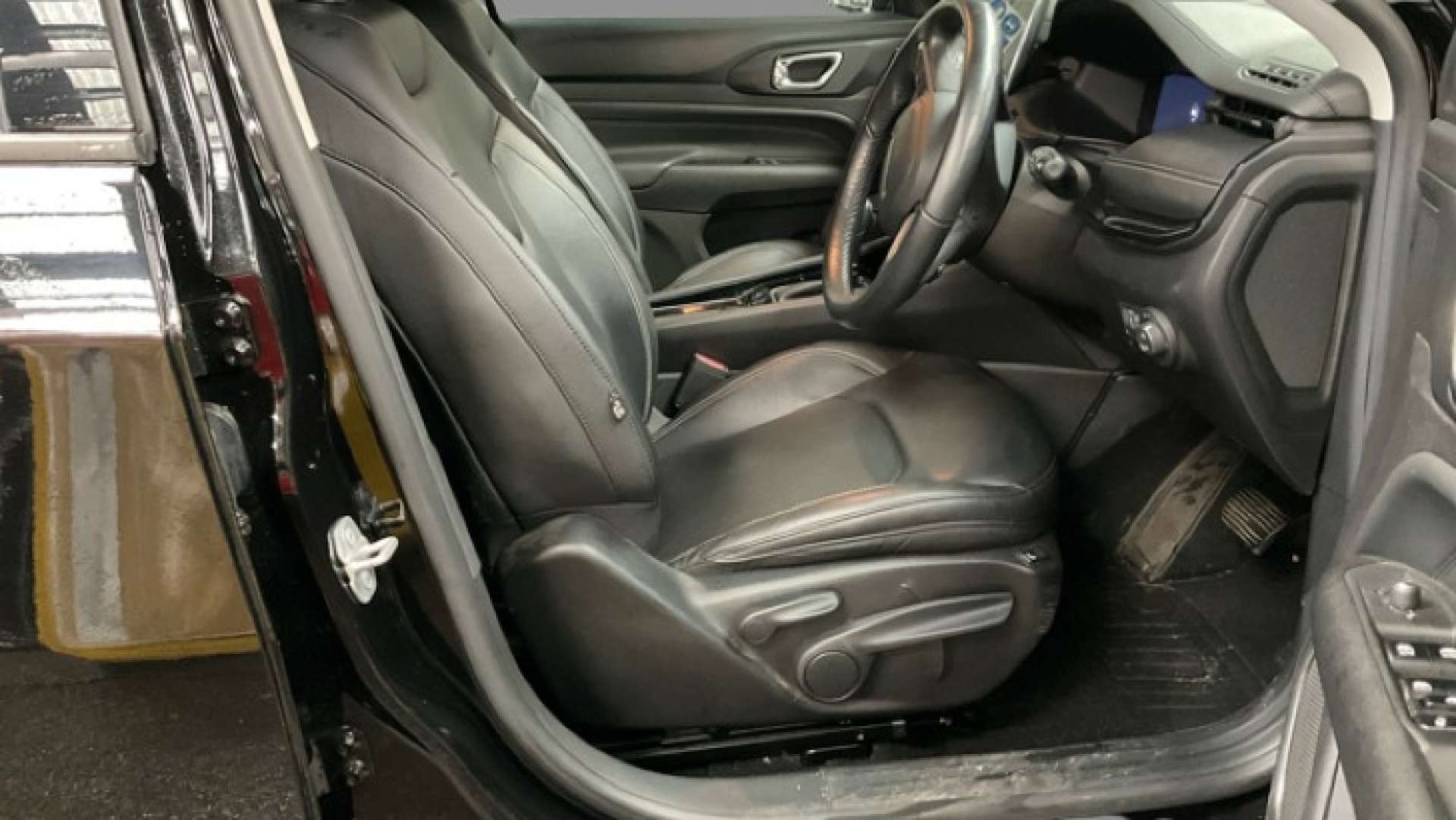 Used Jeep Compass 2023 for sale - 76564948: Photo 11