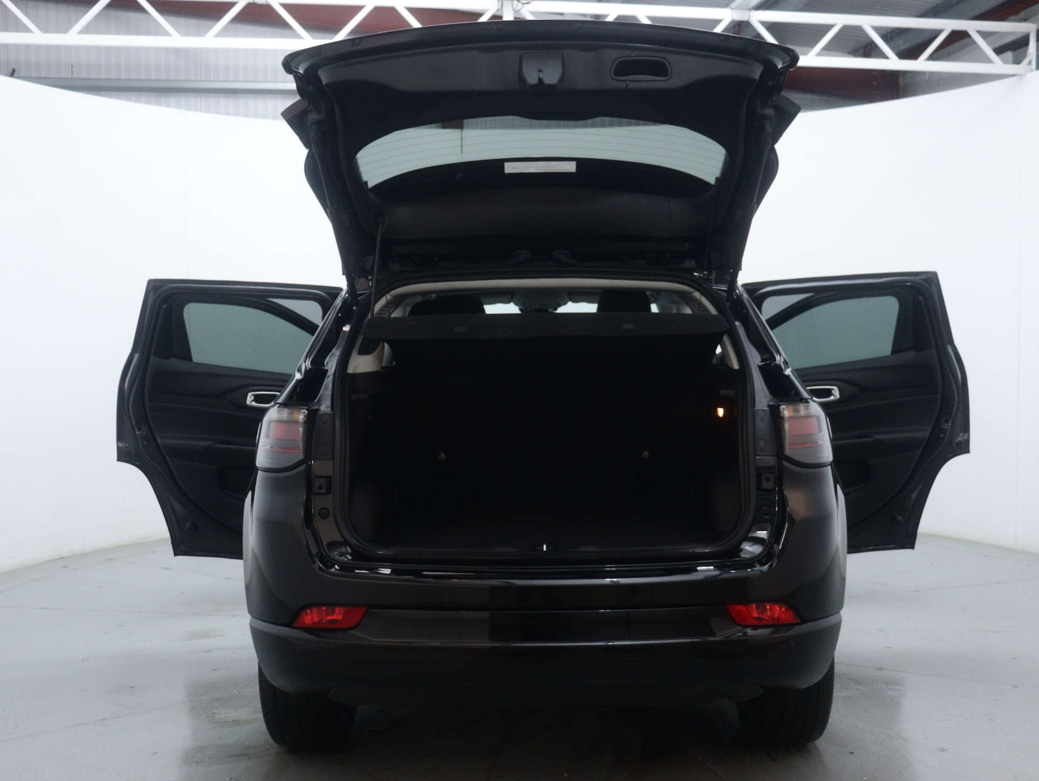 Used Jeep Compass 2023 for sale - 76564948: Photo 53