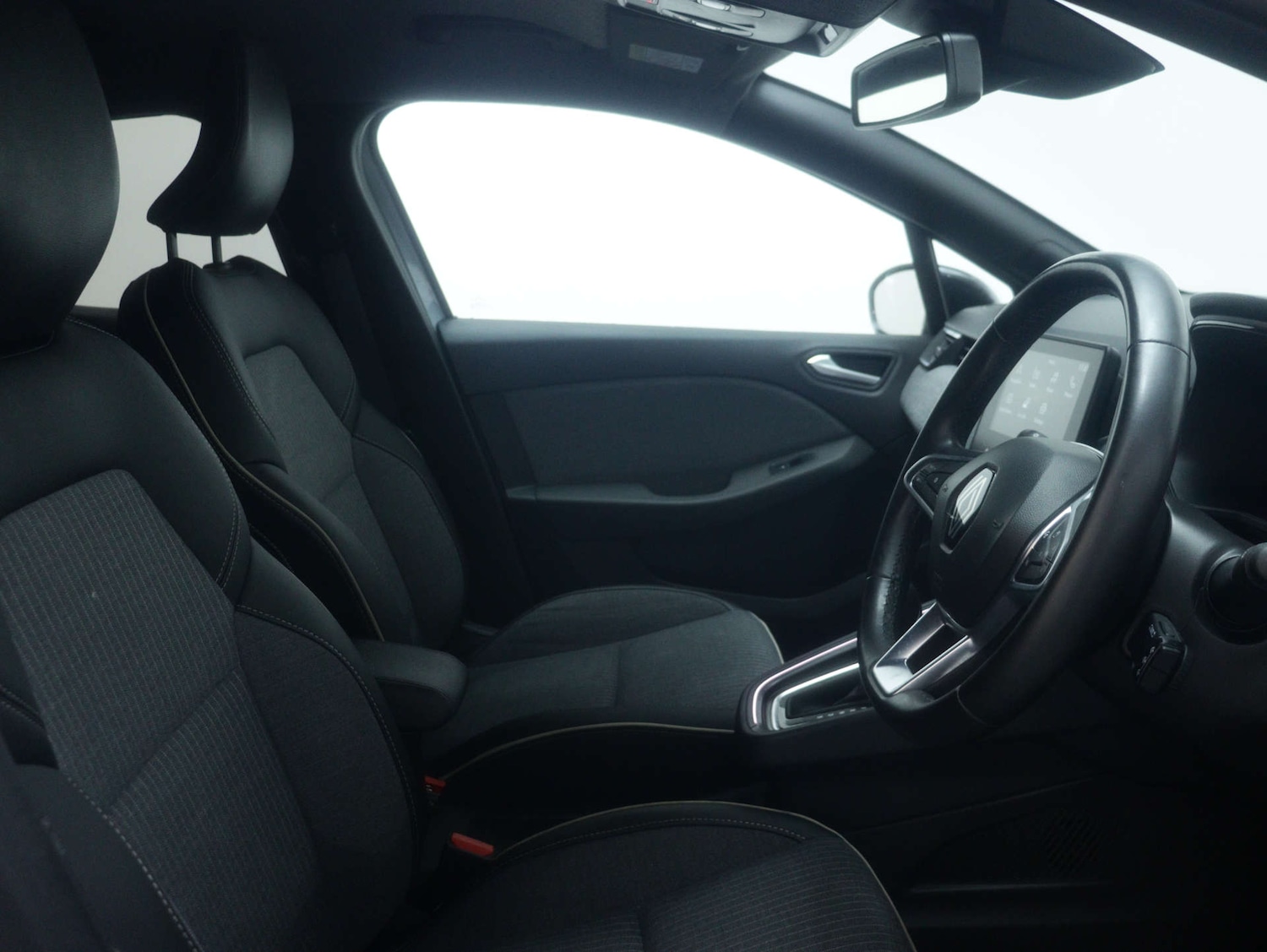 Used Renault Clio 2024 for sale - 77328612: Photo 42