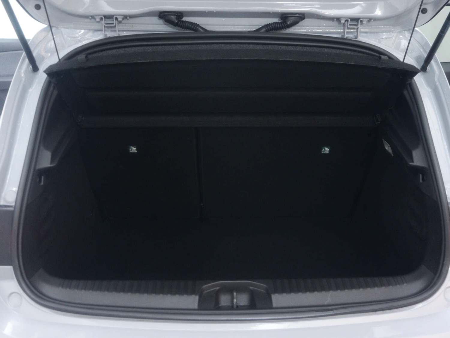 Used Renault Clio 2024 for sale - 77328612: Photo 51