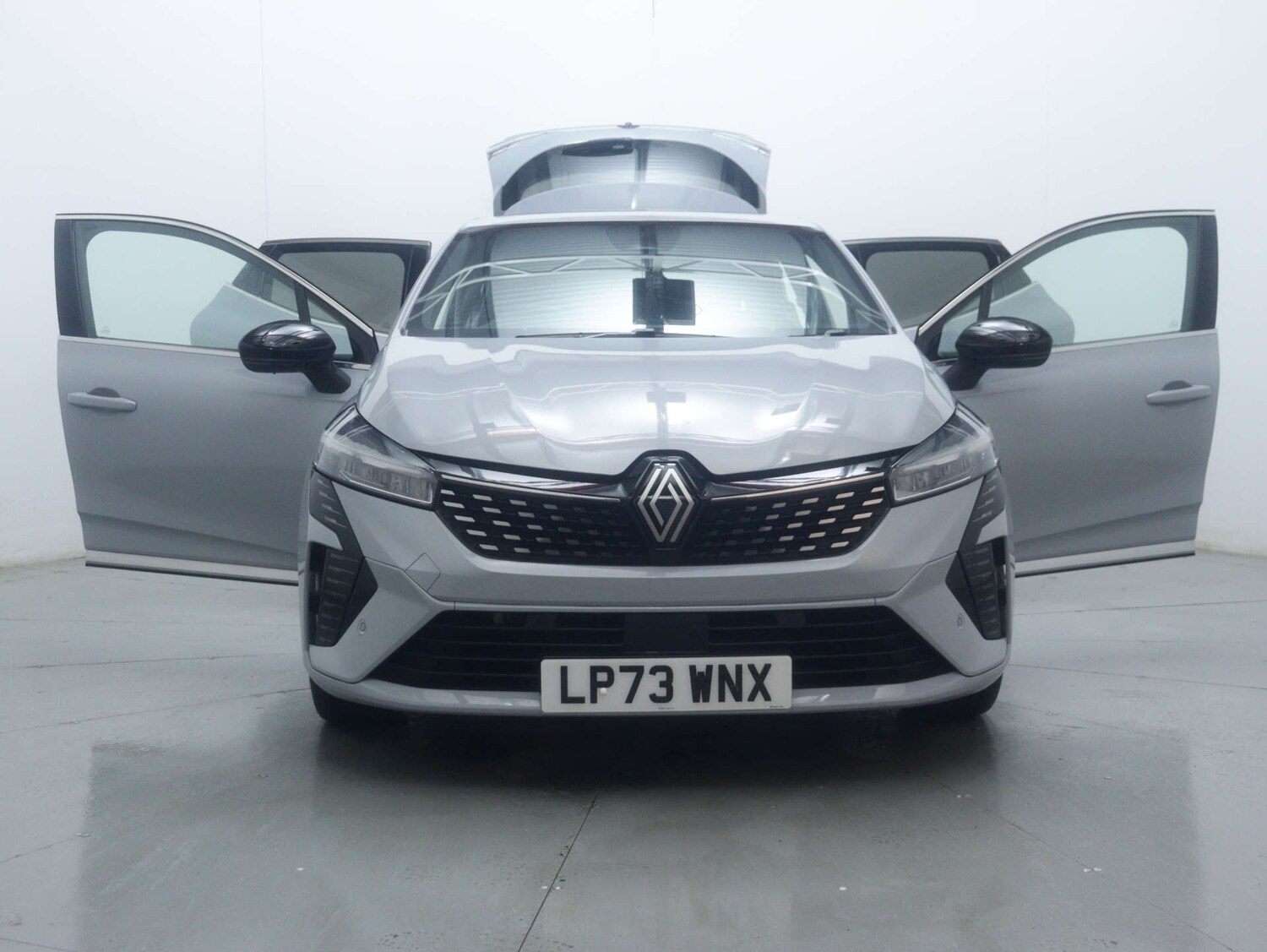 Used Renault Clio 2024 for sale - 77328612: Photo 53