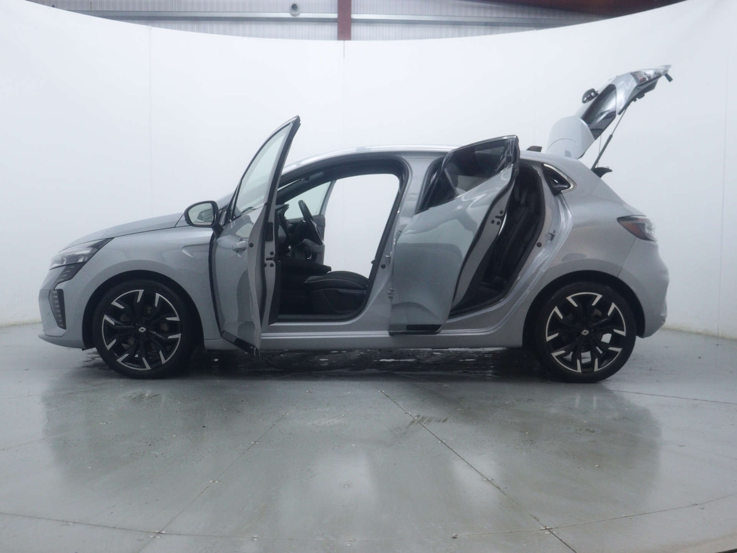 Used Renault Clio 2024 for sale - 77328612: Photo 55