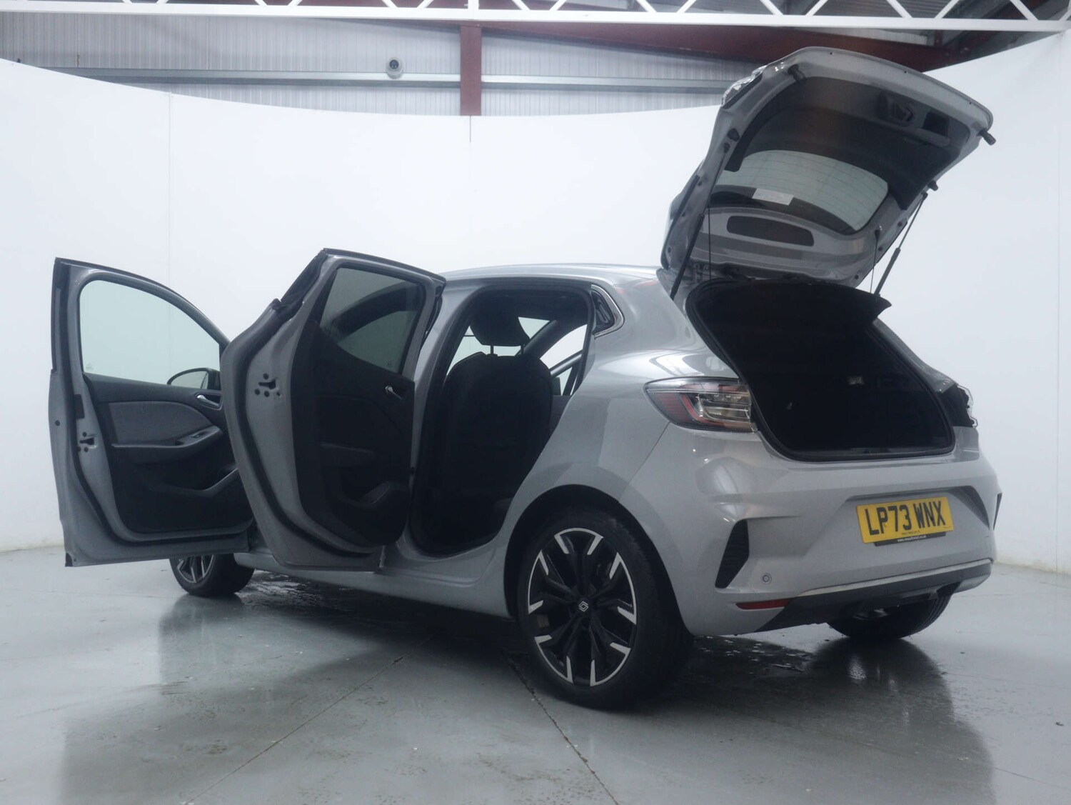 Used Renault Clio 2024 for sale - 77328612: Photo 56