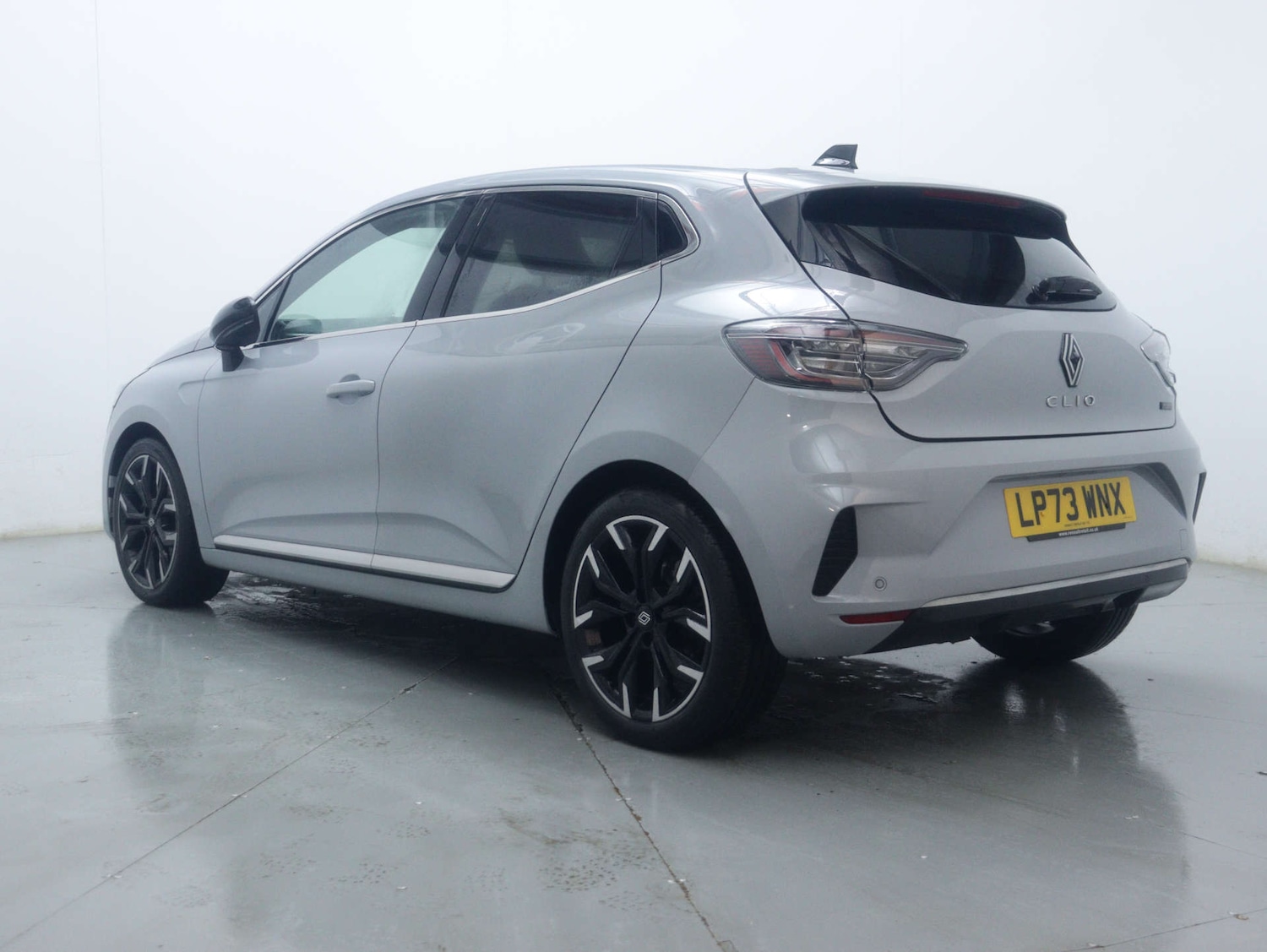 Used Renault Clio 2024 for sale - 77328612: Photo 9