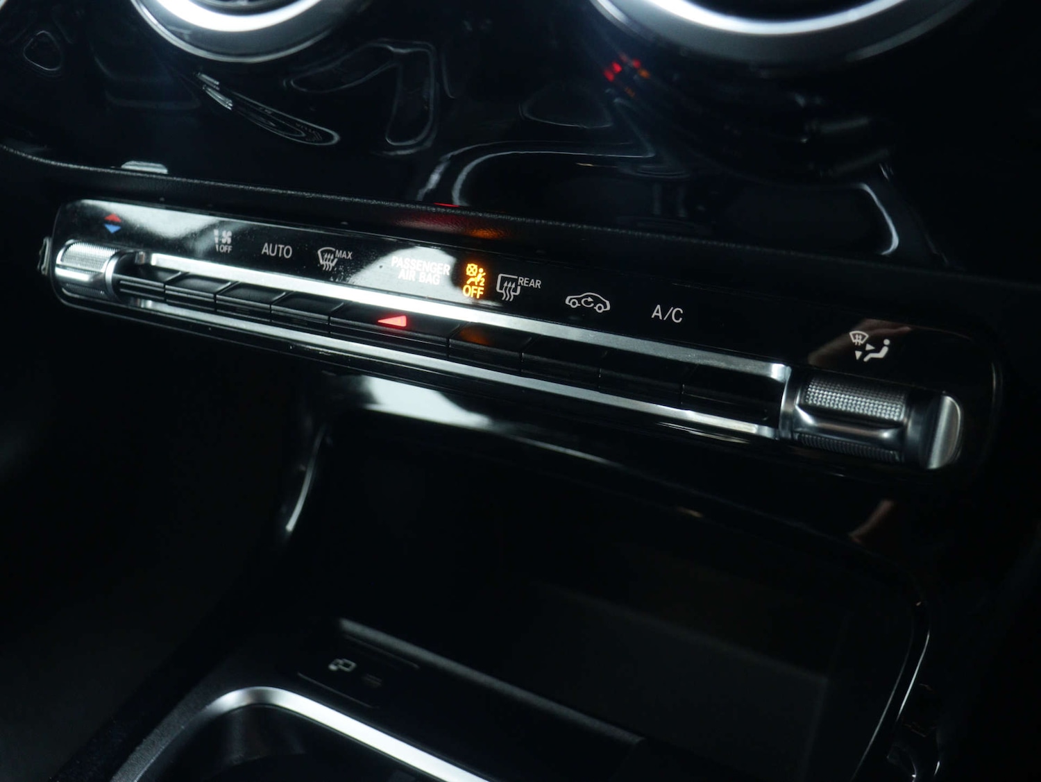 Used Mercedes-Benz A-Class 2020 for sale - 77326050: Photo 30