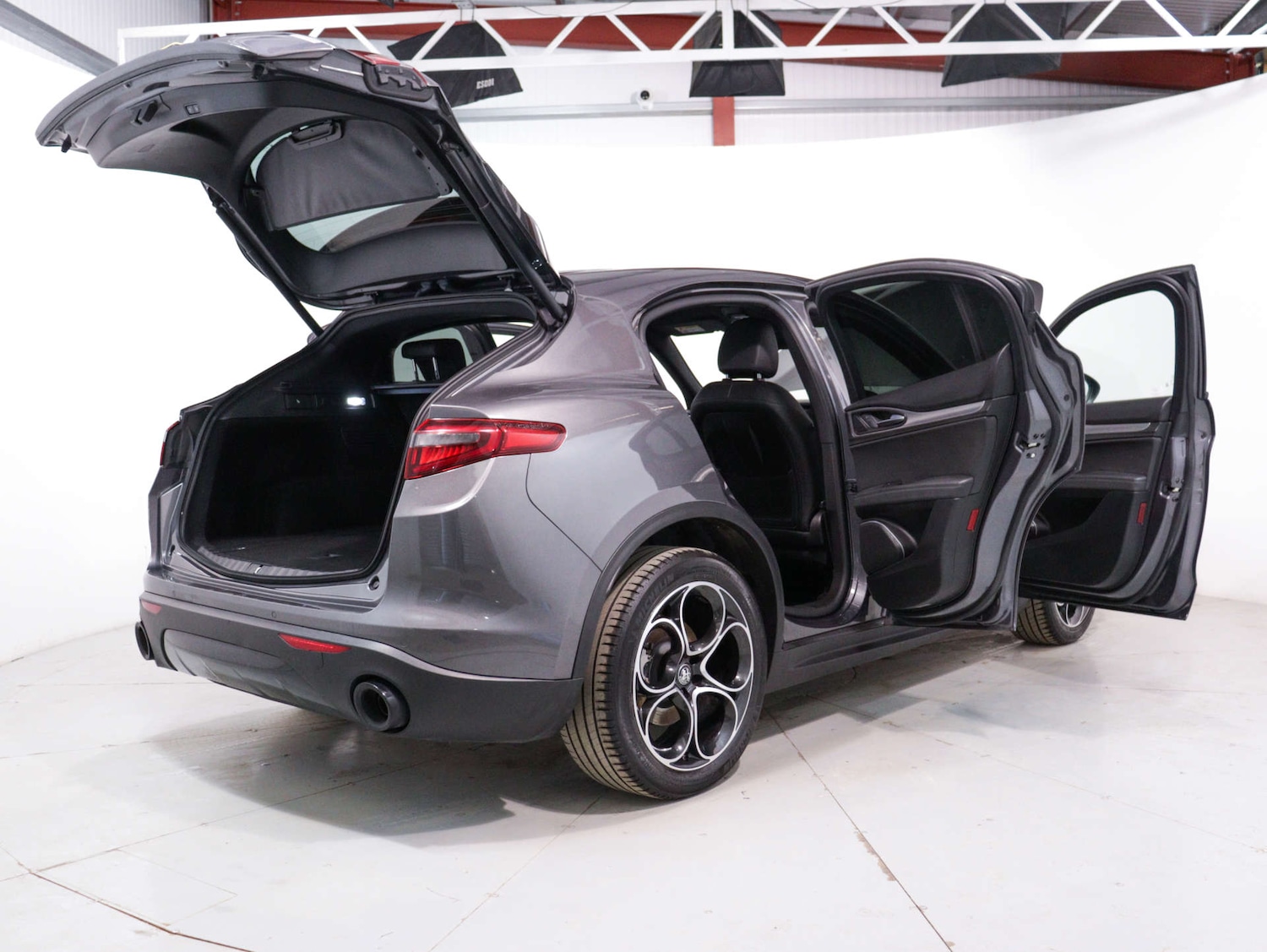 Used Alfa Romeo Stelvio 2022 for sale - 77888847: Photo 52