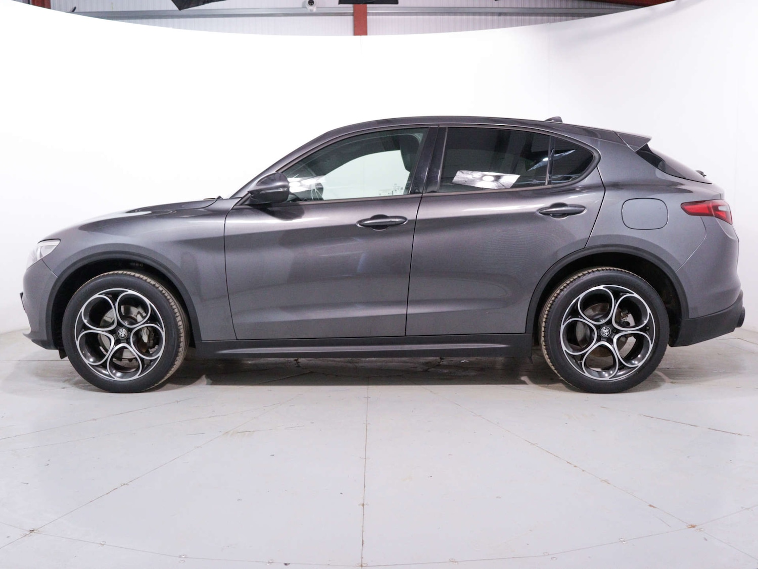 Used Alfa Romeo Stelvio 2022 for sale - 77888847: Photo 8