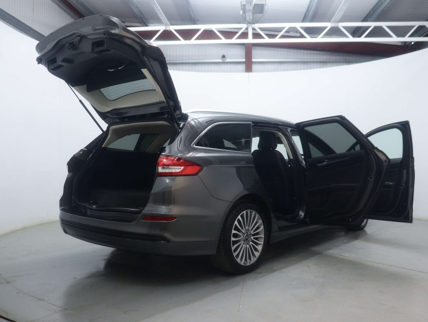 Used Ford Mondeo 2021 for sale - 77469810: Photo 59