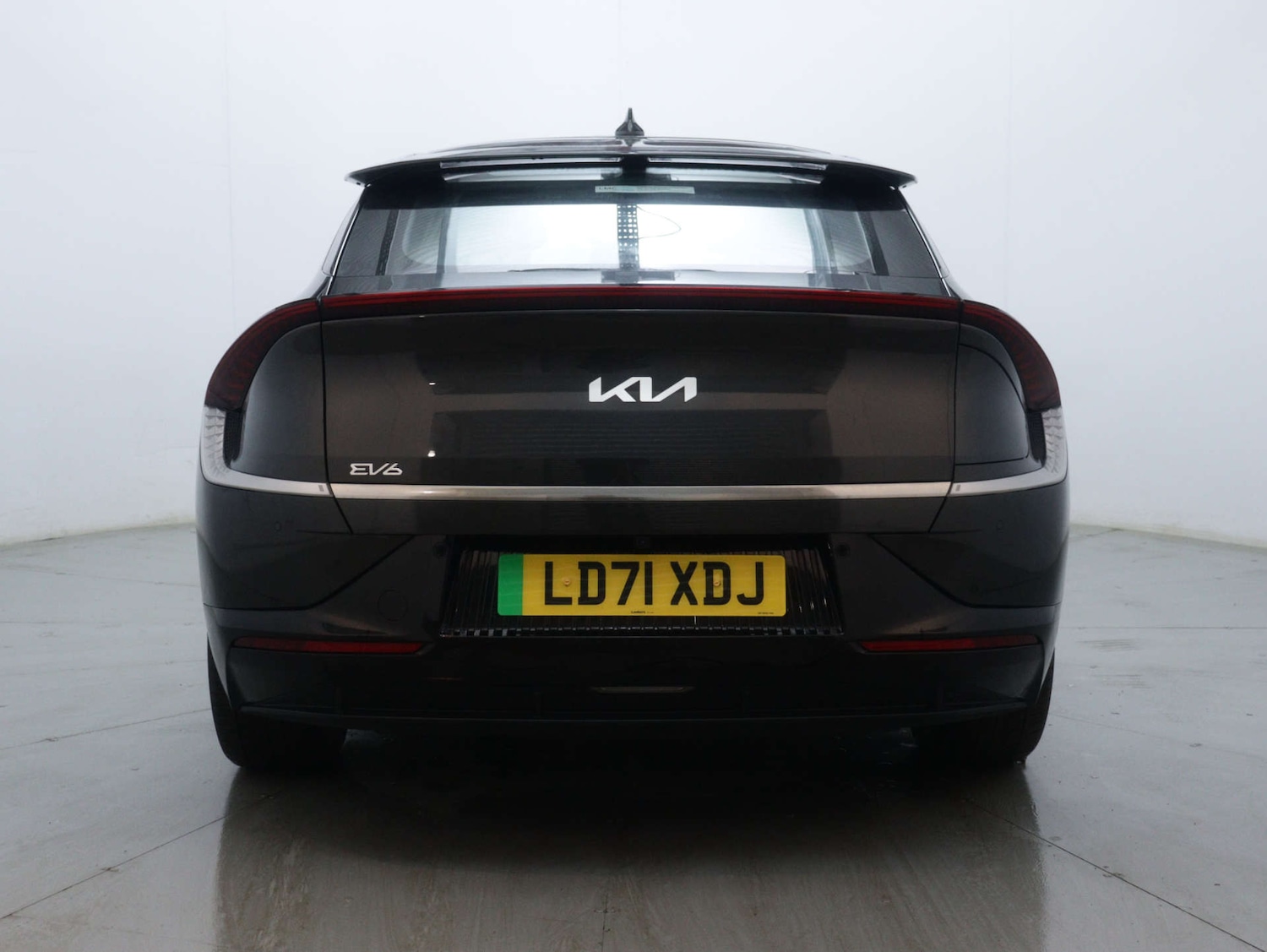 Used Kia EV6 2022 for sale - 76628231: Photo 11