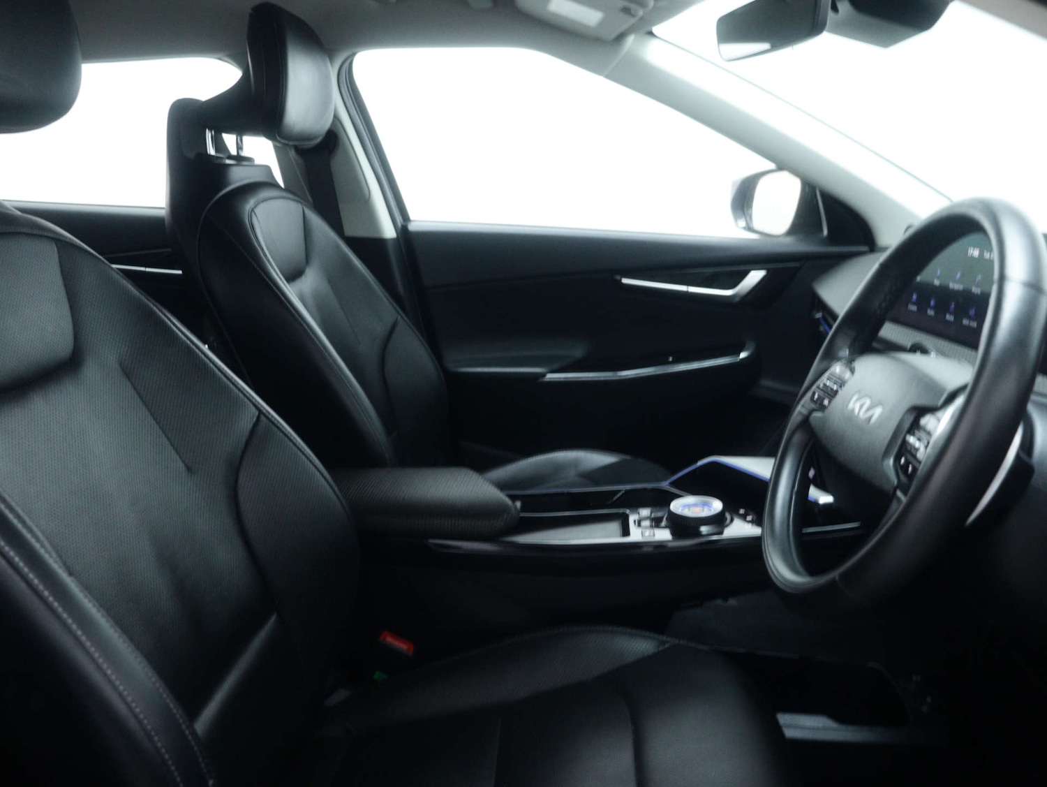 Used Kia EV6 2022 for sale - 76628231: Photo 46