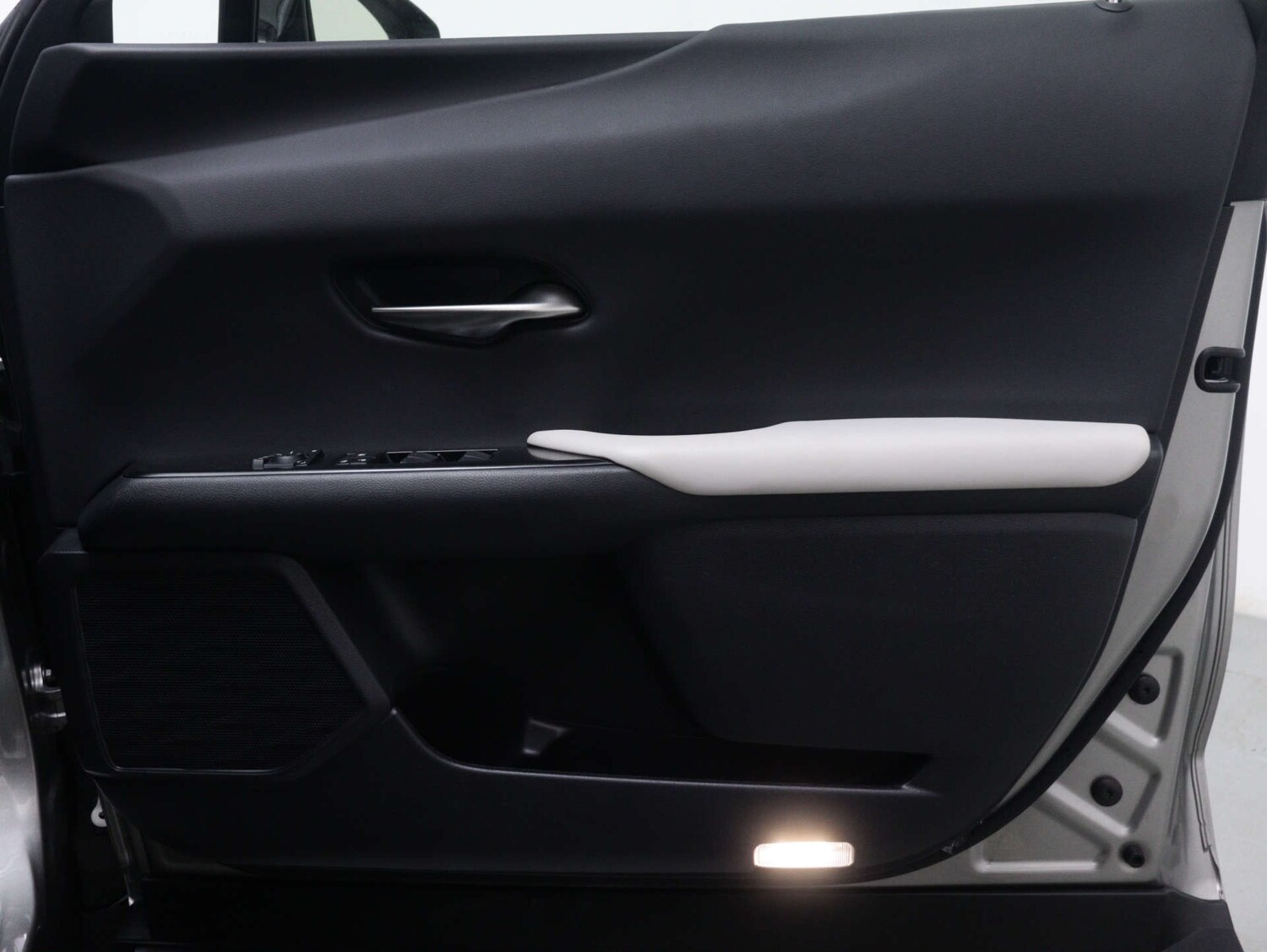 Used Lexus UX 2023 for sale - 76157419: Photo 44