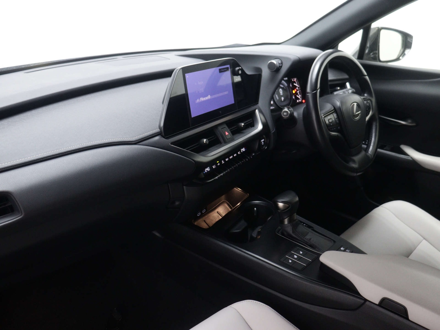 Used Lexus UX 2023 for sale - 76157419: Photo 45