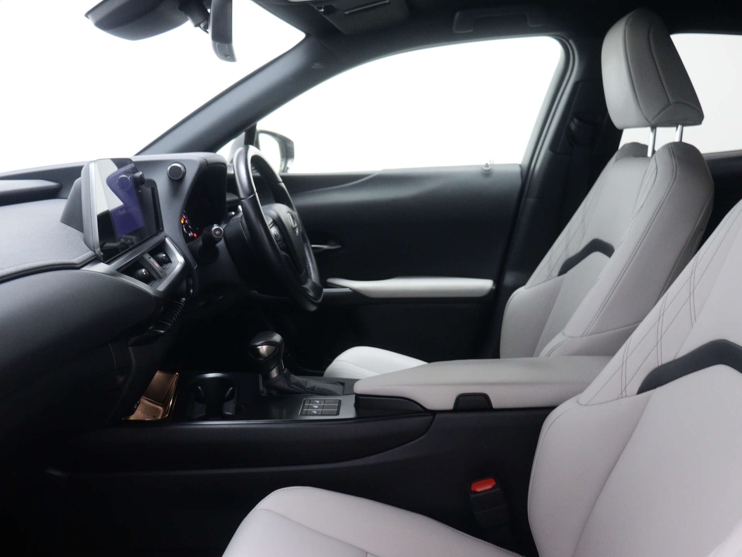 Used Lexus UX 2023 for sale - 76157419: Photo 46