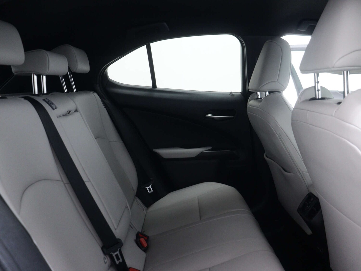 Used Lexus UX 2023 for sale - 76157419: Photo 50