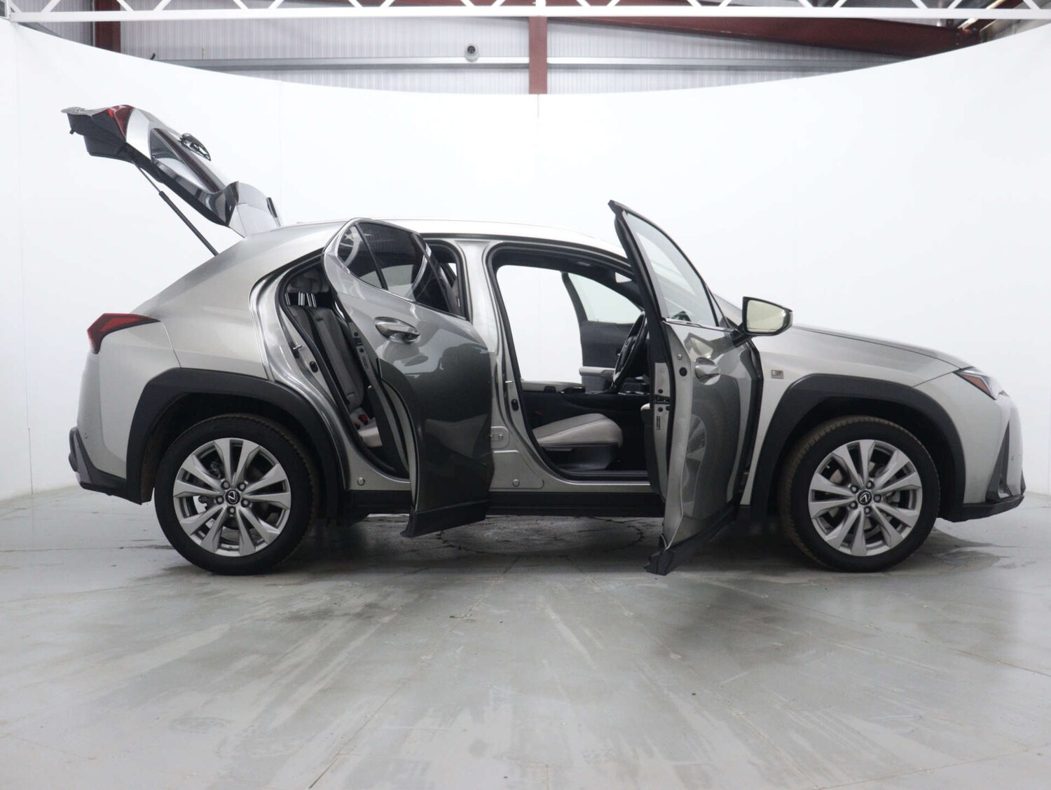 Used Lexus UX 2023 for sale - 76157419: Photo 53