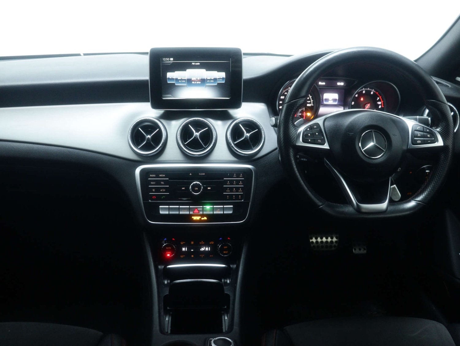 Used Mercedes-Benz CLA 2018 for sale - 77125159: Photo 17