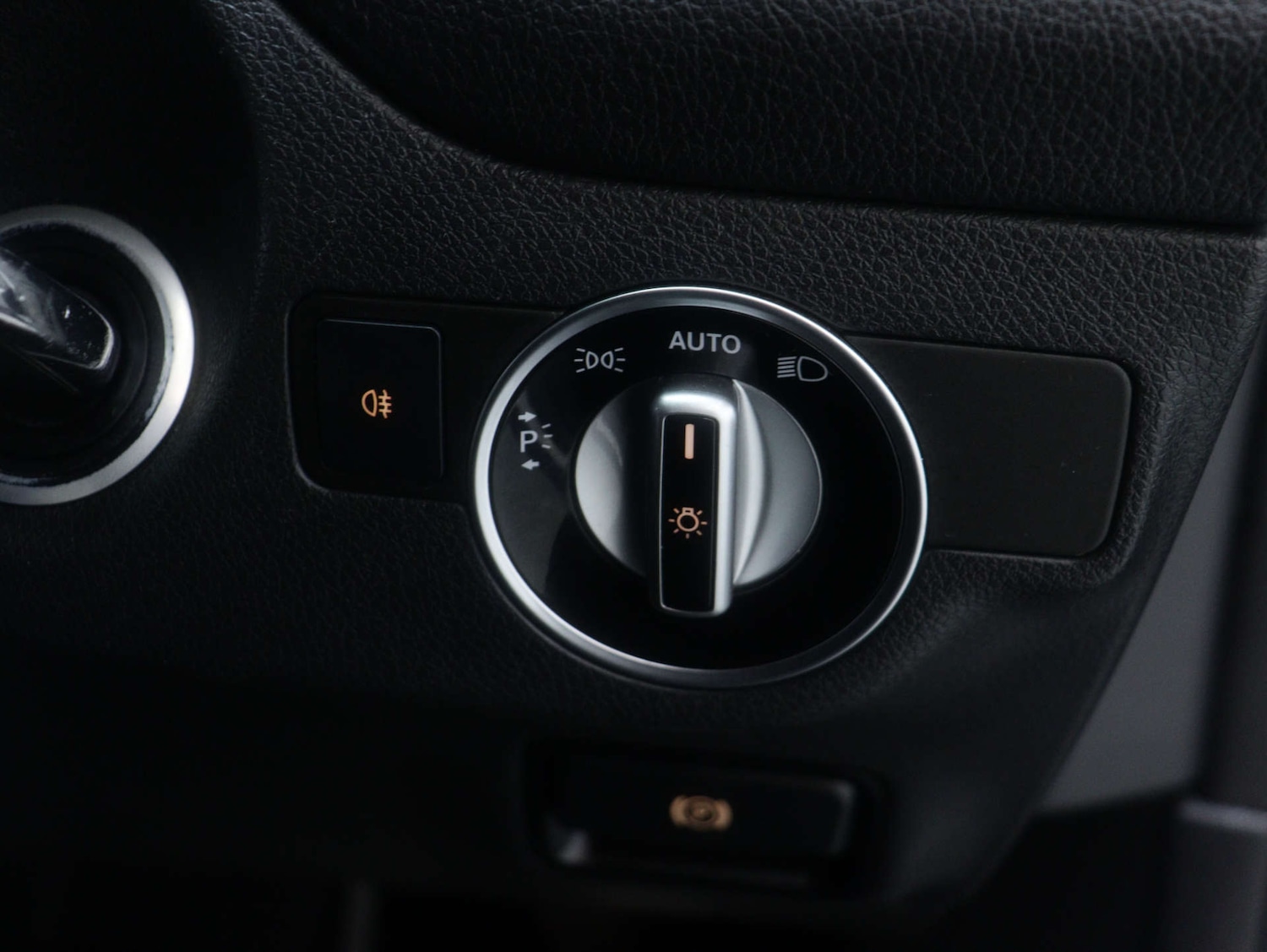 Used Mercedes-Benz CLA 2018 for sale - 77125159: Photo 37