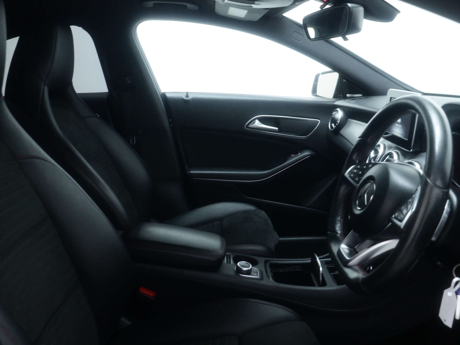 Used Mercedes-Benz CLA 2018 for sale - 77125159: Photo 40