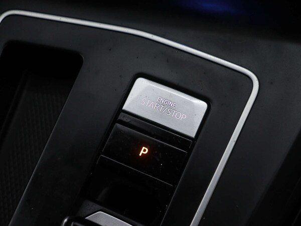 Used Volkswagen Golf 2020 for sale - 74840944: Photo 27