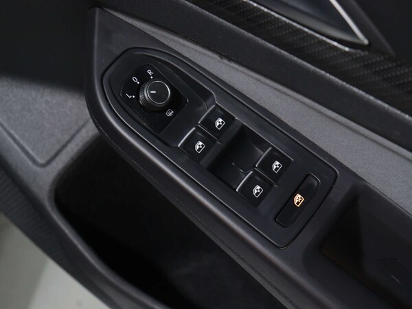 Used Volkswagen Golf 2020 for sale - 74840944: Photo 35