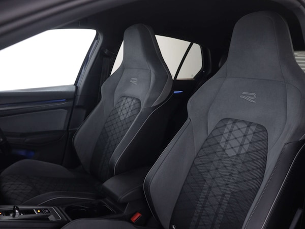 Used Volkswagen Golf 2020 for sale - 74840944: Photo 42