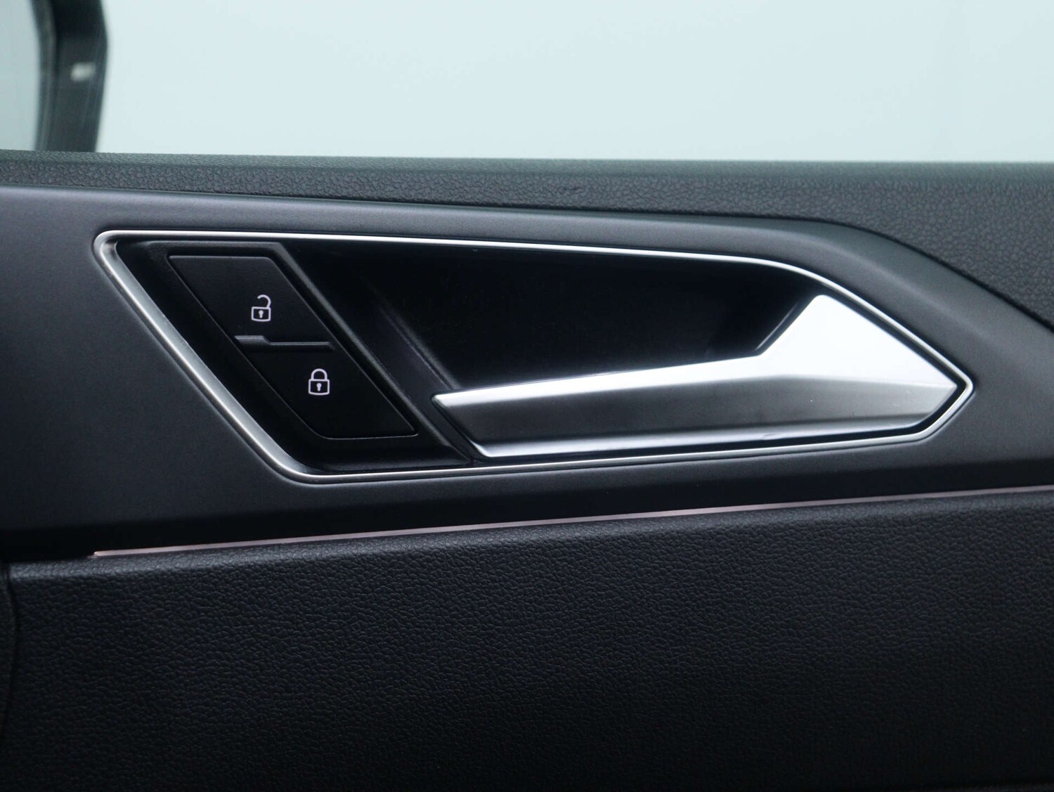 Used Volkswagen Polo 2022 for sale - 77087311: Photo 39