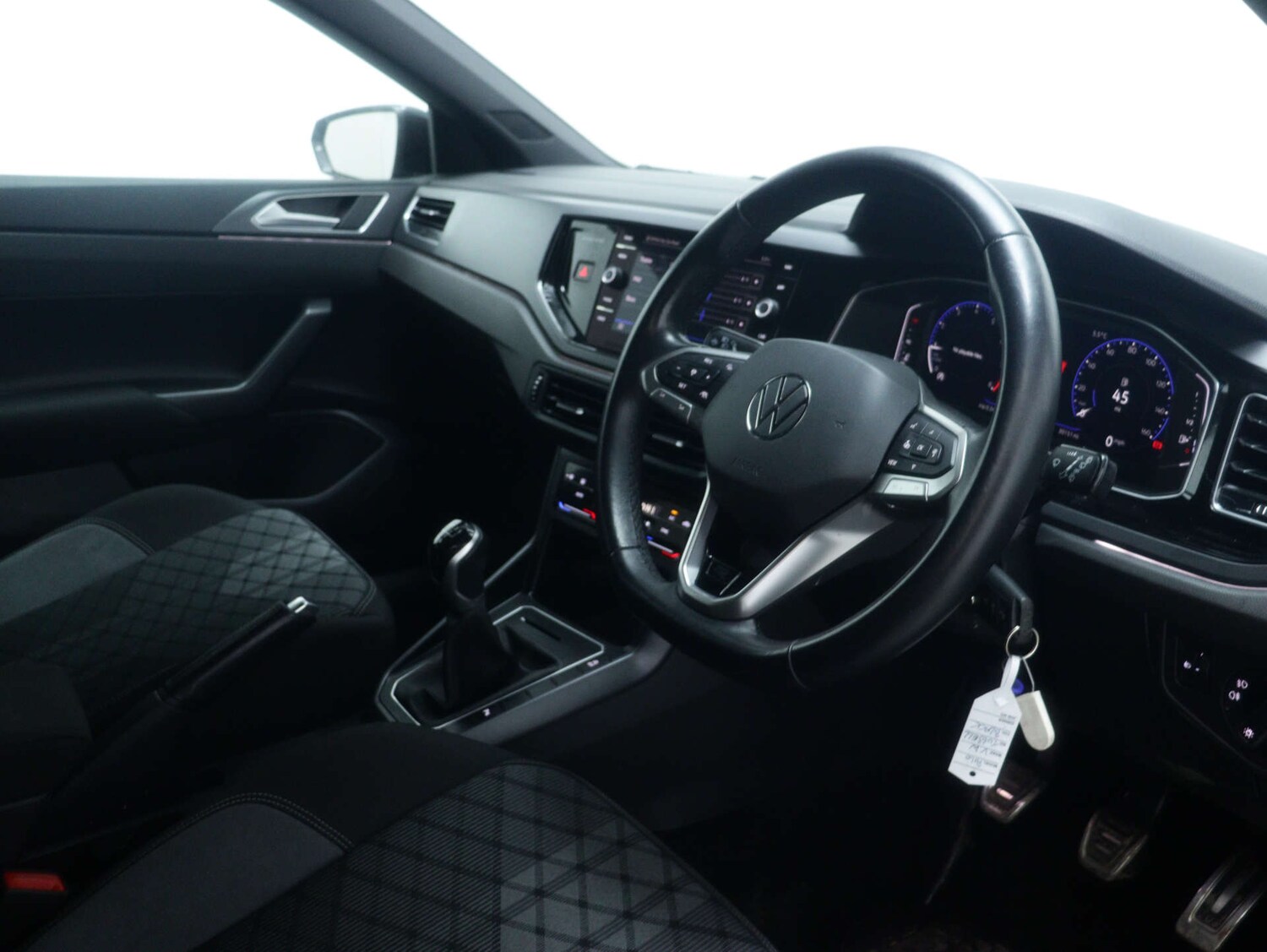 Used Volkswagen Polo 2022 for sale - 77087311: Photo 41