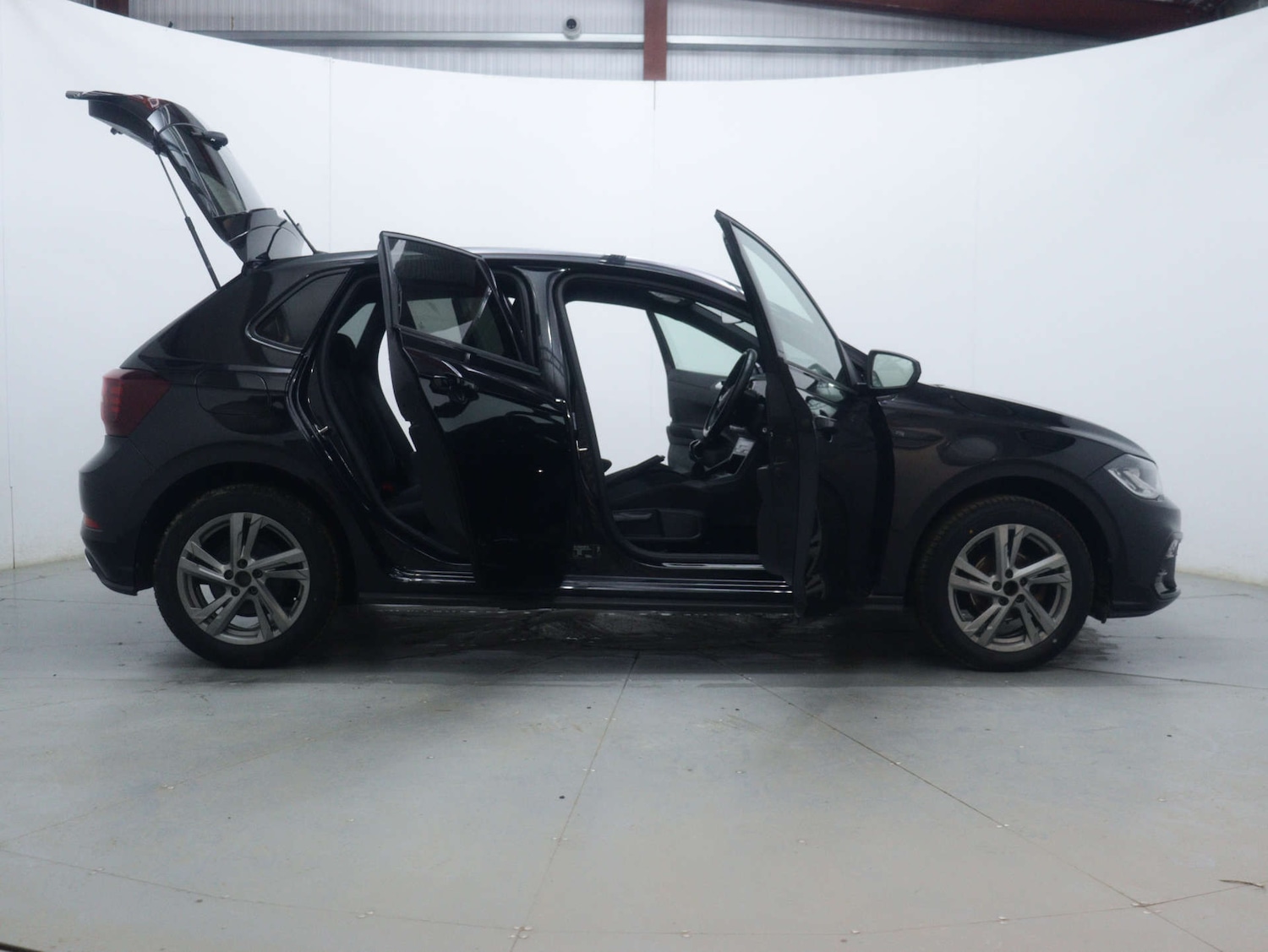 Used Volkswagen Polo 2022 for sale - 77087311: Photo 59