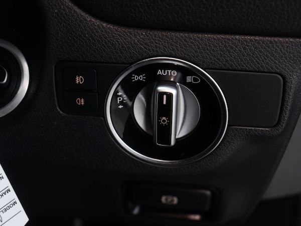 Used Mercedes-Benz GLA 2020 for sale - 76077978: Photo 37