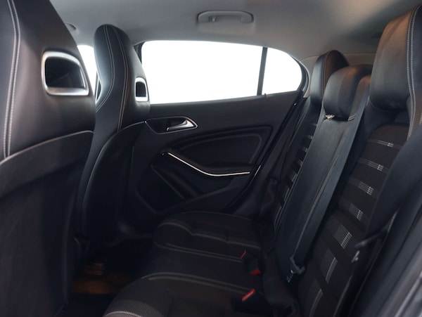 Used Mercedes-Benz GLA 2020 for sale - 76077978: Photo 46
