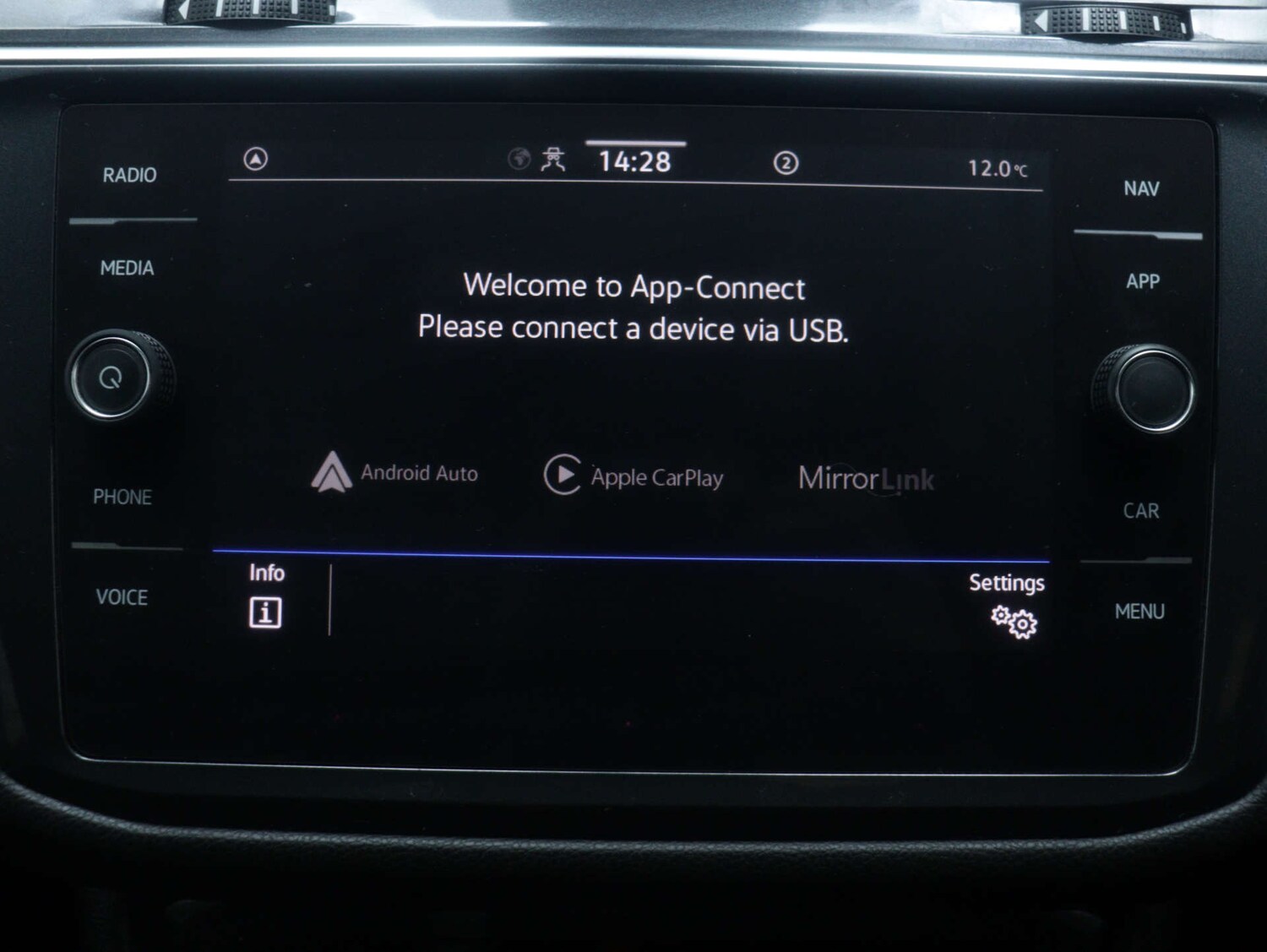 Used Volkswagen Tiguan 2022 for sale - 77261378: Photo 24