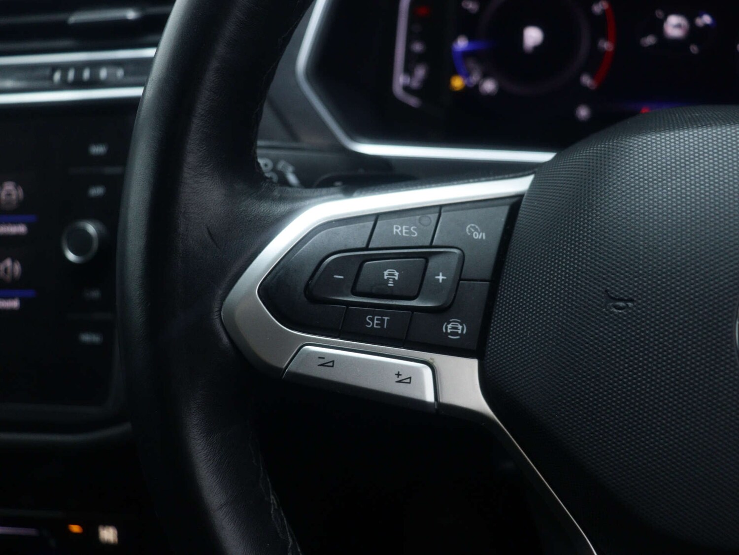 Used Volkswagen Tiguan 2022 for sale - 77261378: Photo 34