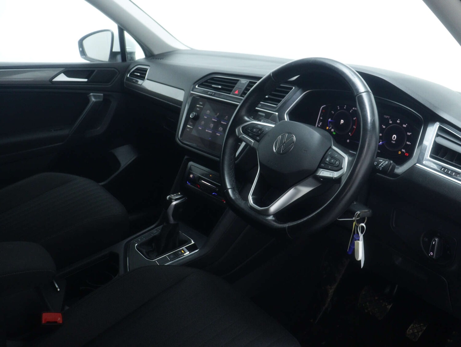 Used Volkswagen Tiguan 2022 for sale - 77261378: Photo 41