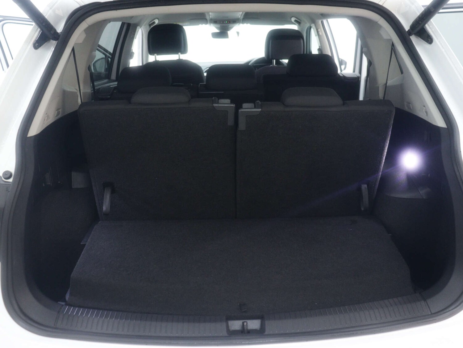 Used Volkswagen Tiguan 2022 for sale - 77261378: Photo 51