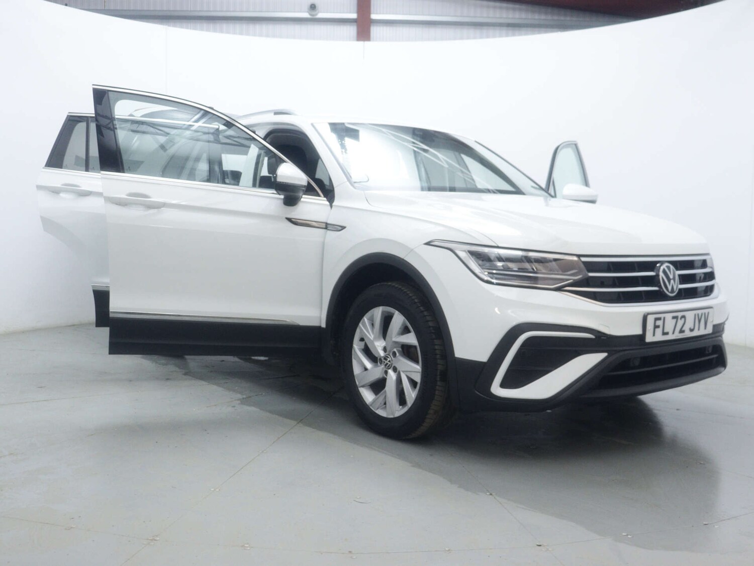 Used Volkswagen Tiguan 2022 for sale - 77261378: Photo 52