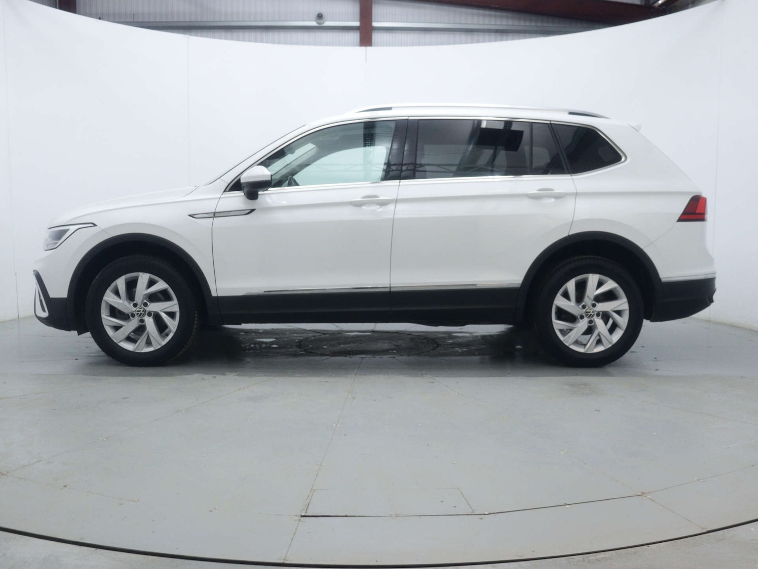 Used Volkswagen Tiguan 2022 for sale - 77261378: Photo 8