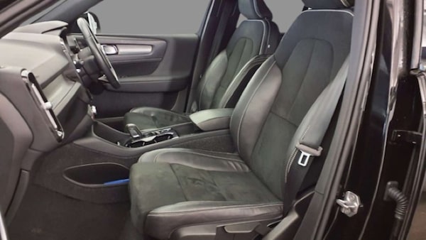 Used Volvo XC40 2021 for sale - 76301965: Photo 9