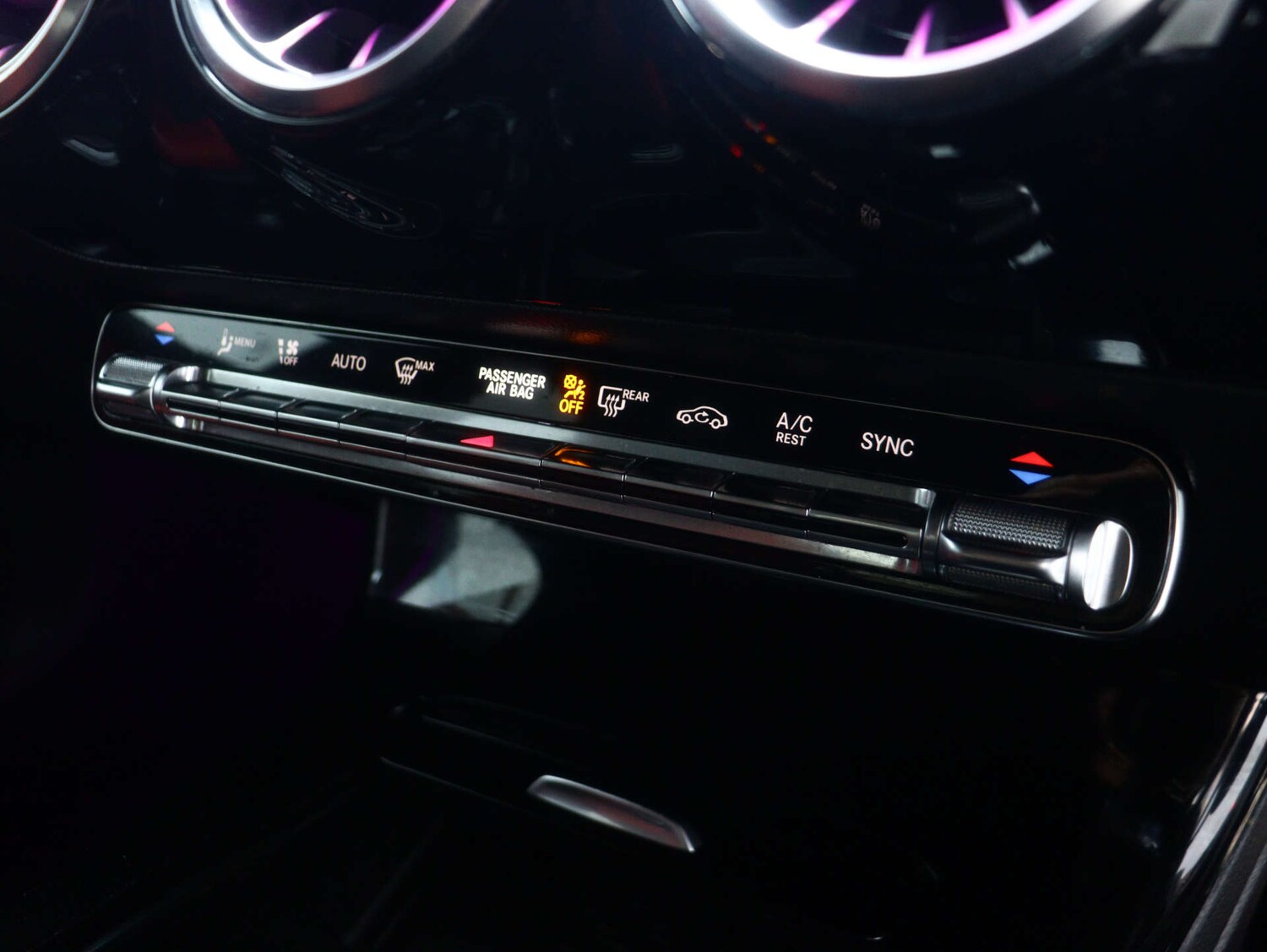 Used Mercedes-Benz CLA 2020 for sale - 77877264: Photo 31