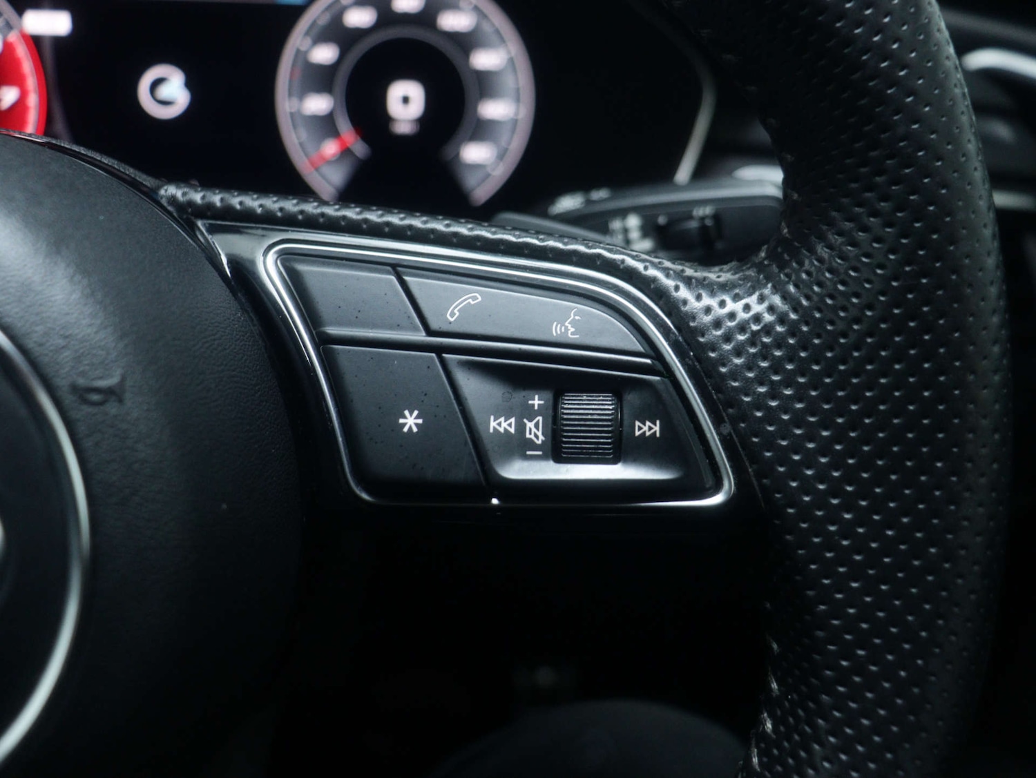 Used Audi A4 2020 for sale - 77259111: Photo 40