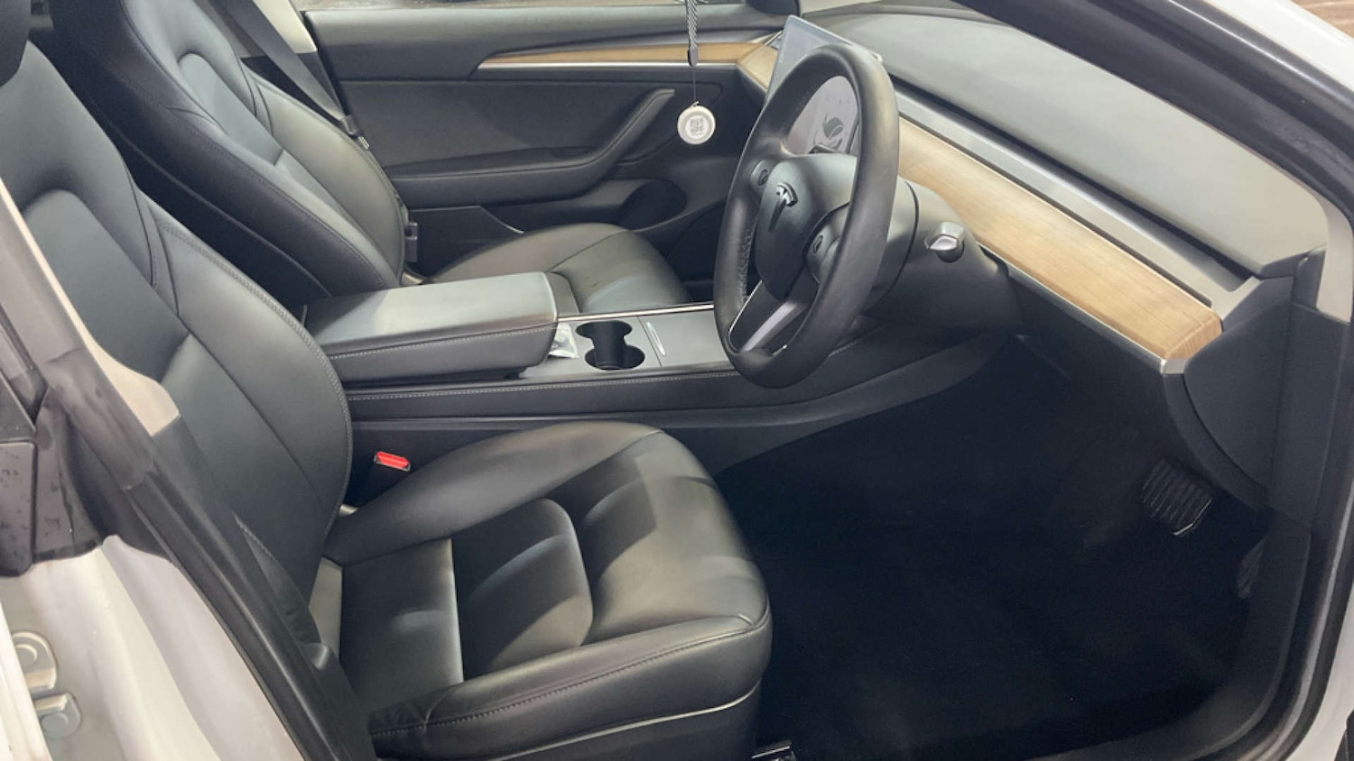 Used Tesla Model 3 2021 for sale - 76599668: Photo 10