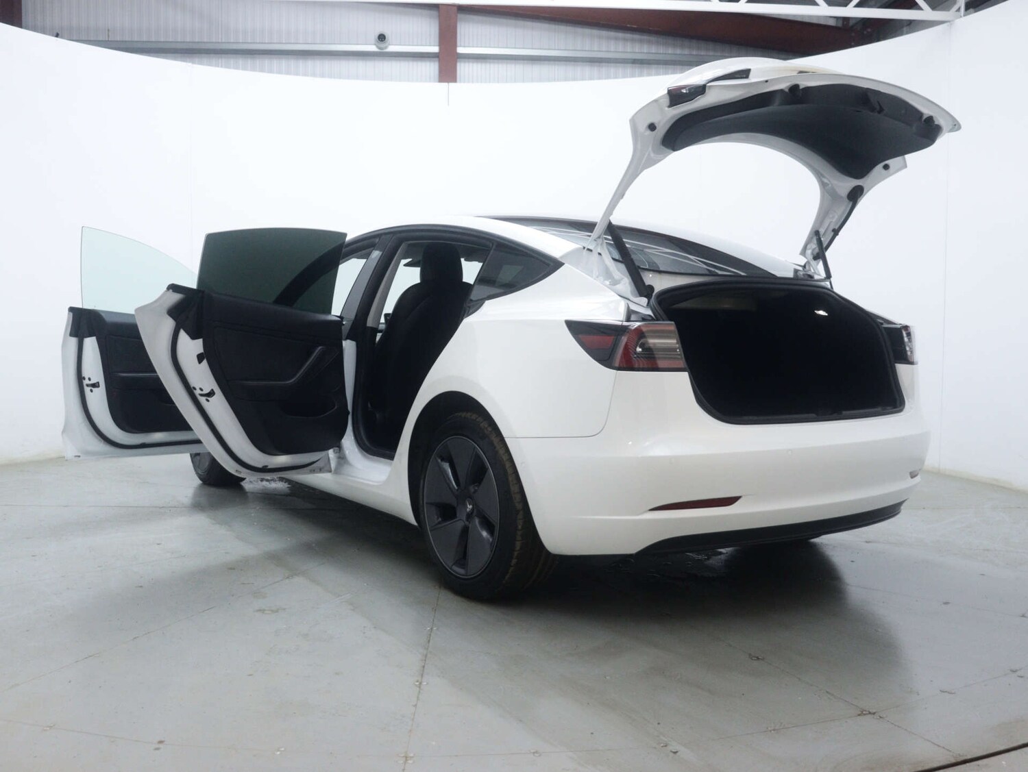 Used Tesla Model 3 2021 for sale - 76599668: Photo 51