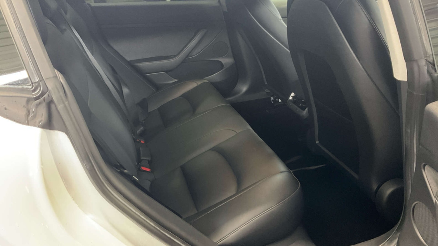 Used Tesla Model 3 2021 for sale - 76599668: Photo 9