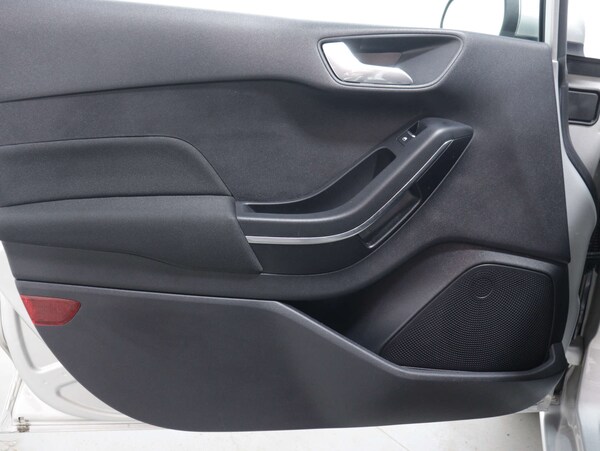 Used Ford Fiesta 2020 for sale - 75178073: Photo 42