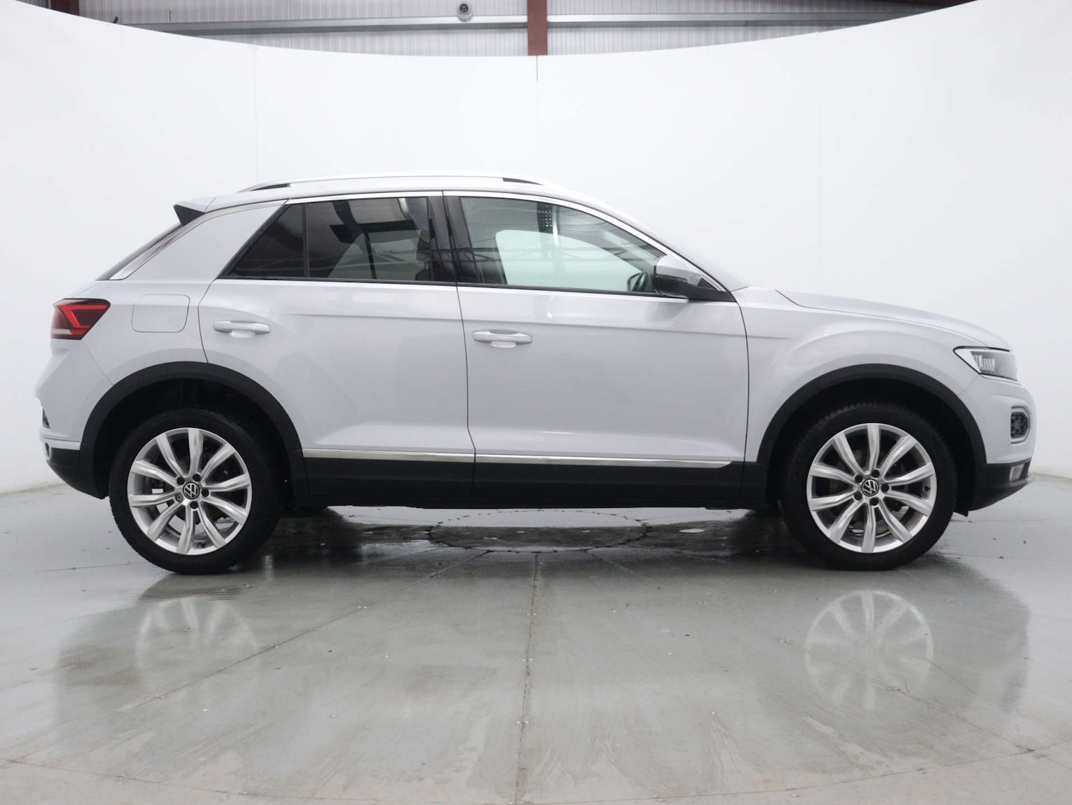 Used Volkswagen T-Roc 2021 for sale - 76231907: Photo 11