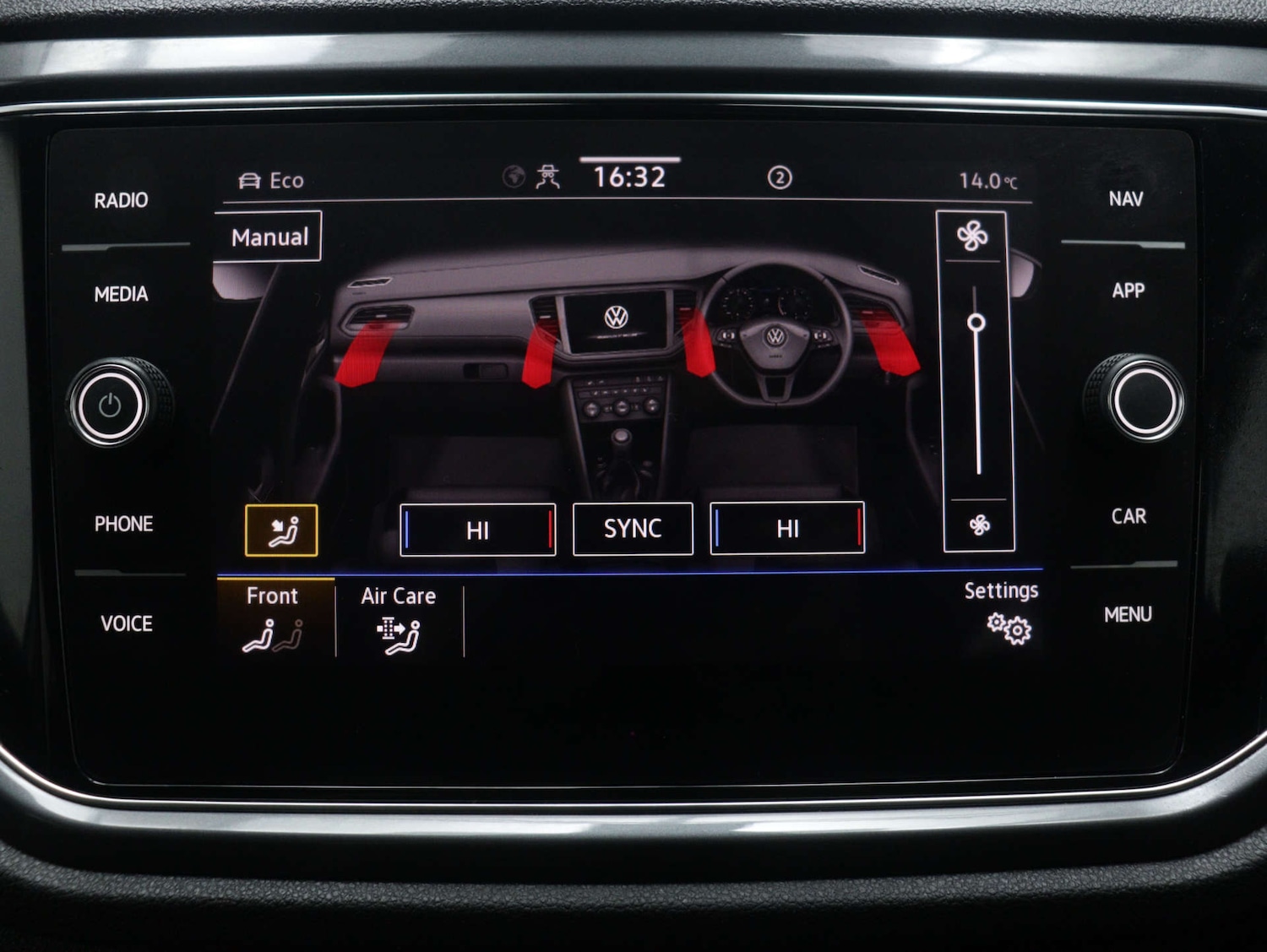 Used Volkswagen T-Roc 2021 for sale - 76231907: Photo 28