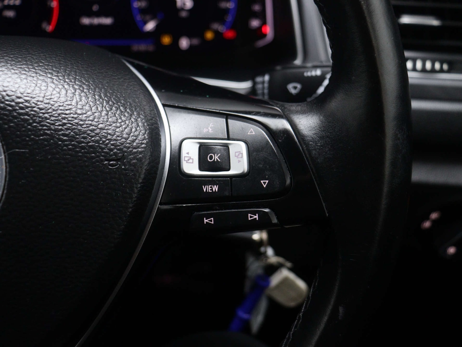 Used Volkswagen T-Roc 2021 for sale - 76231907: Photo 34