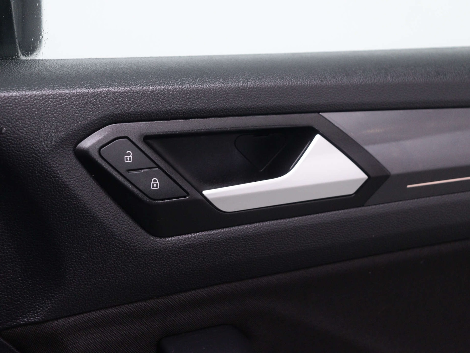 Used Volkswagen T-Roc 2021 for sale - 76231907: Photo 38