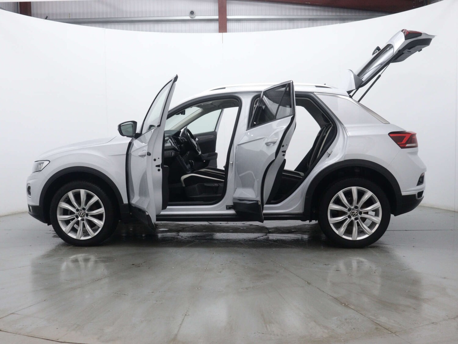 Used Volkswagen T-Roc 2021 for sale - 76231907: Photo 56