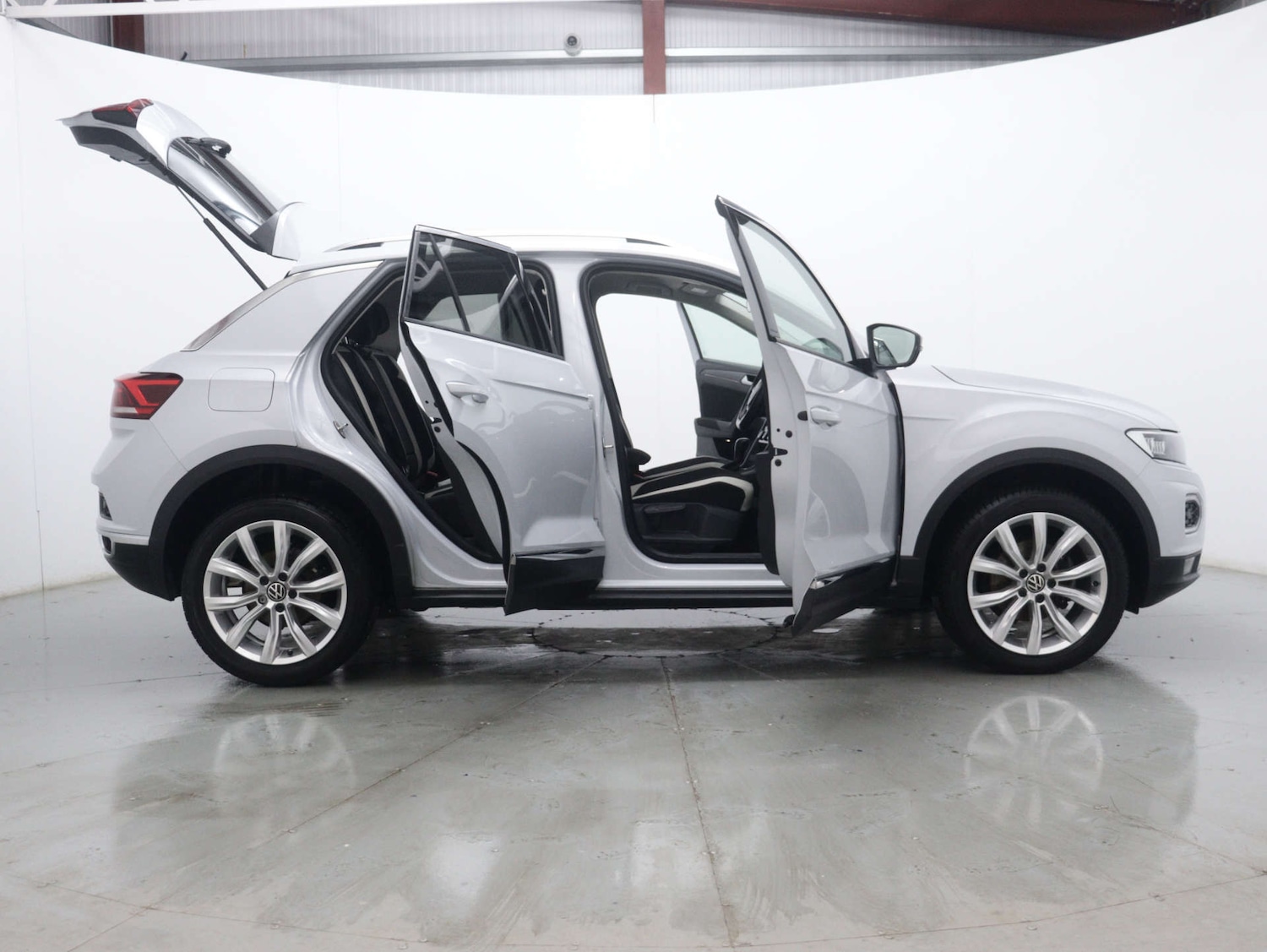 Used Volkswagen T-Roc 2021 for sale - 76231907: Photo 60